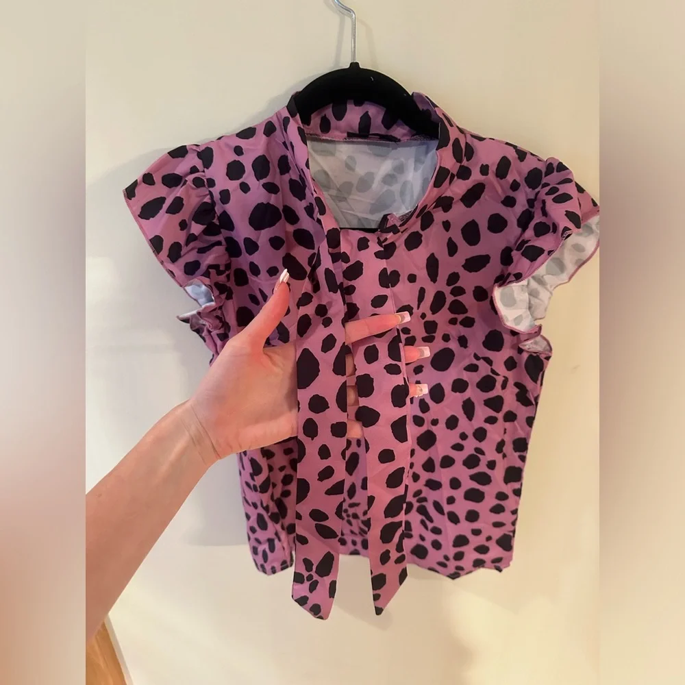Pink blouse - Picture 1 of 3